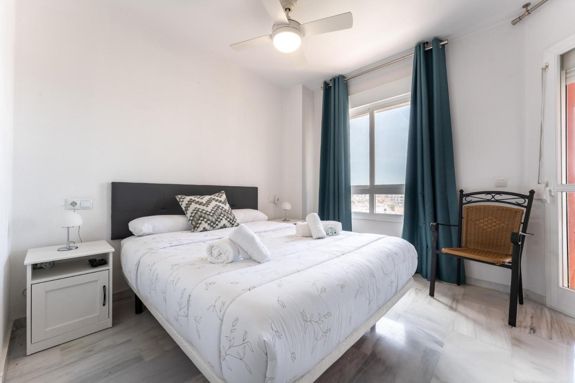 Malagasuite Coastal Paradise Fuengirola Ngoại thất bức ảnh