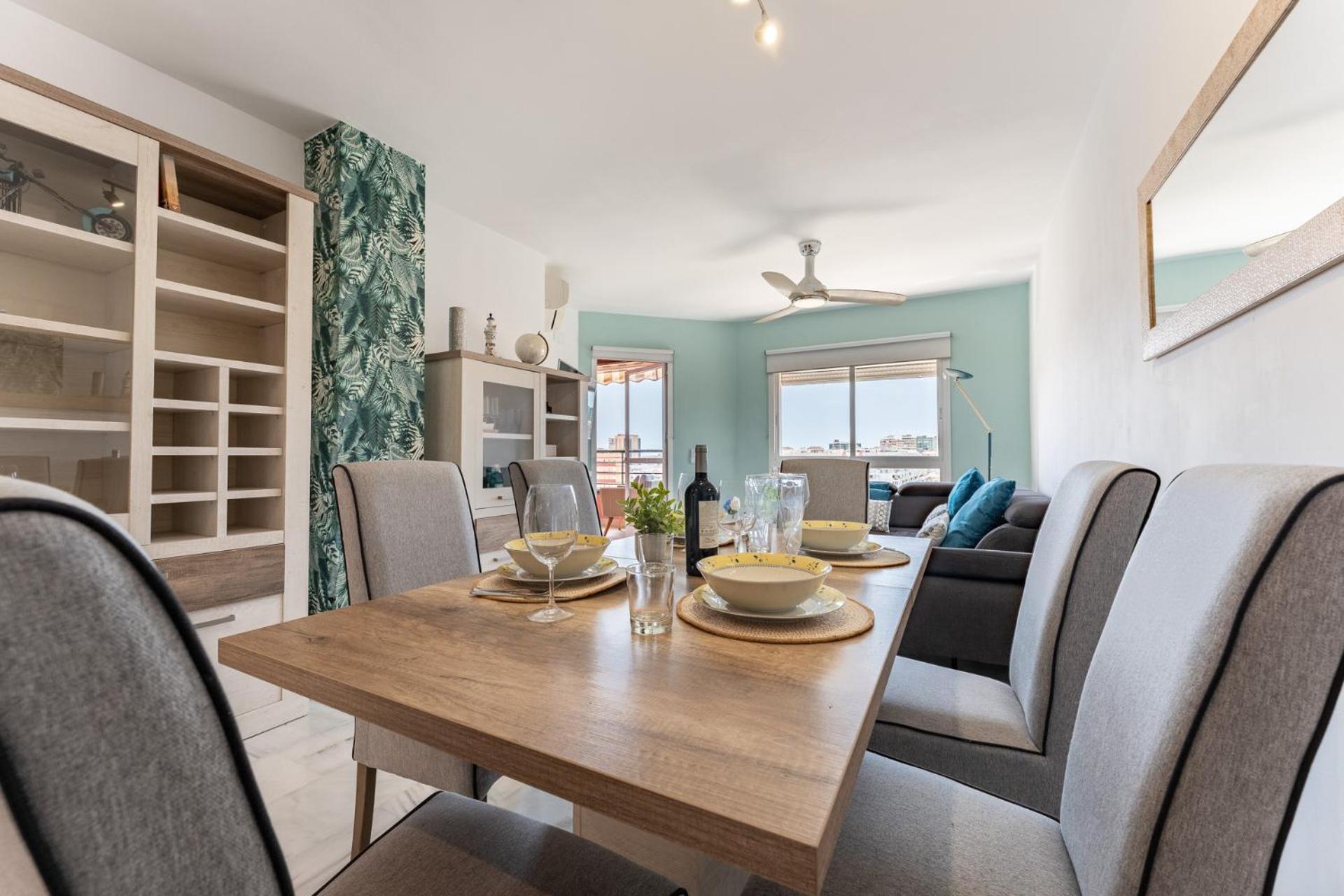 Malagasuite Coastal Paradise Fuengirola Ngoại thất bức ảnh